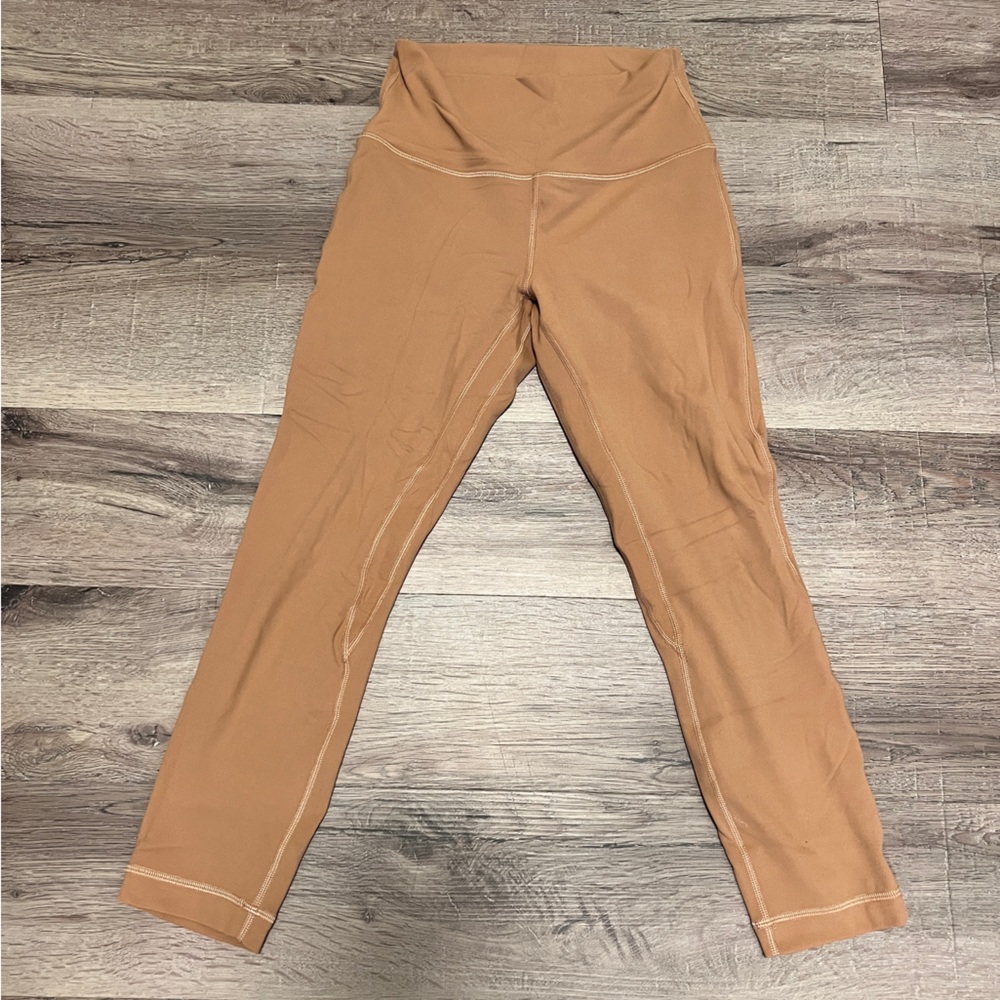 Lululemon Align High-Rise 25” contour